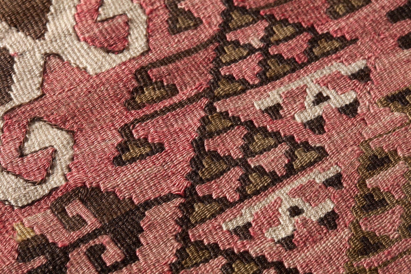 0344570017 VINTAGE RUG FRAGMENT - Image 3