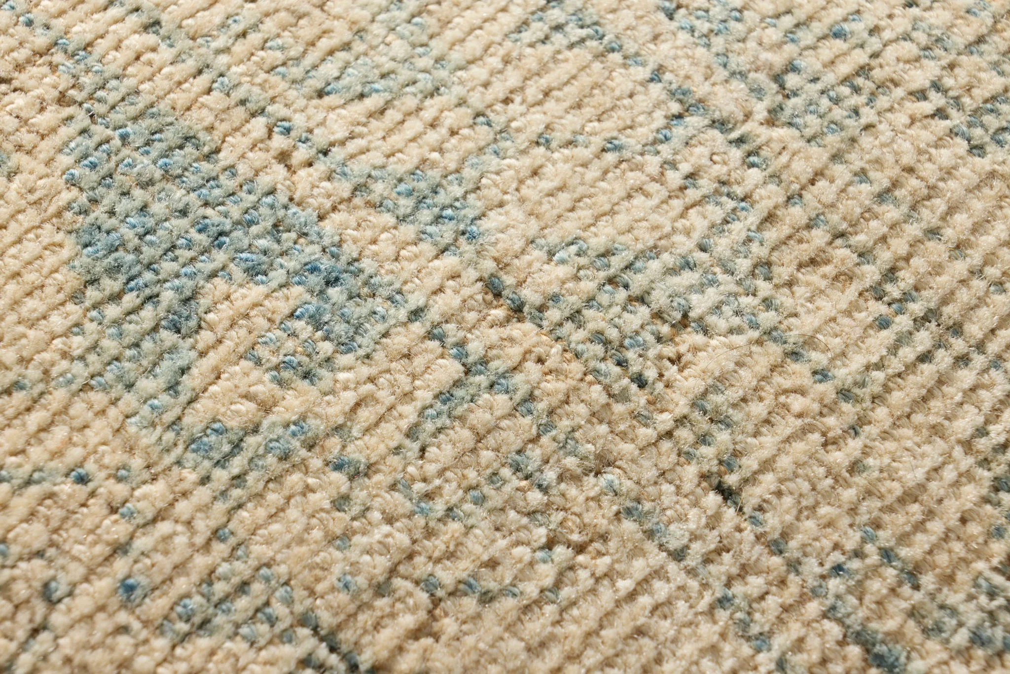 0612850015 - Image 2