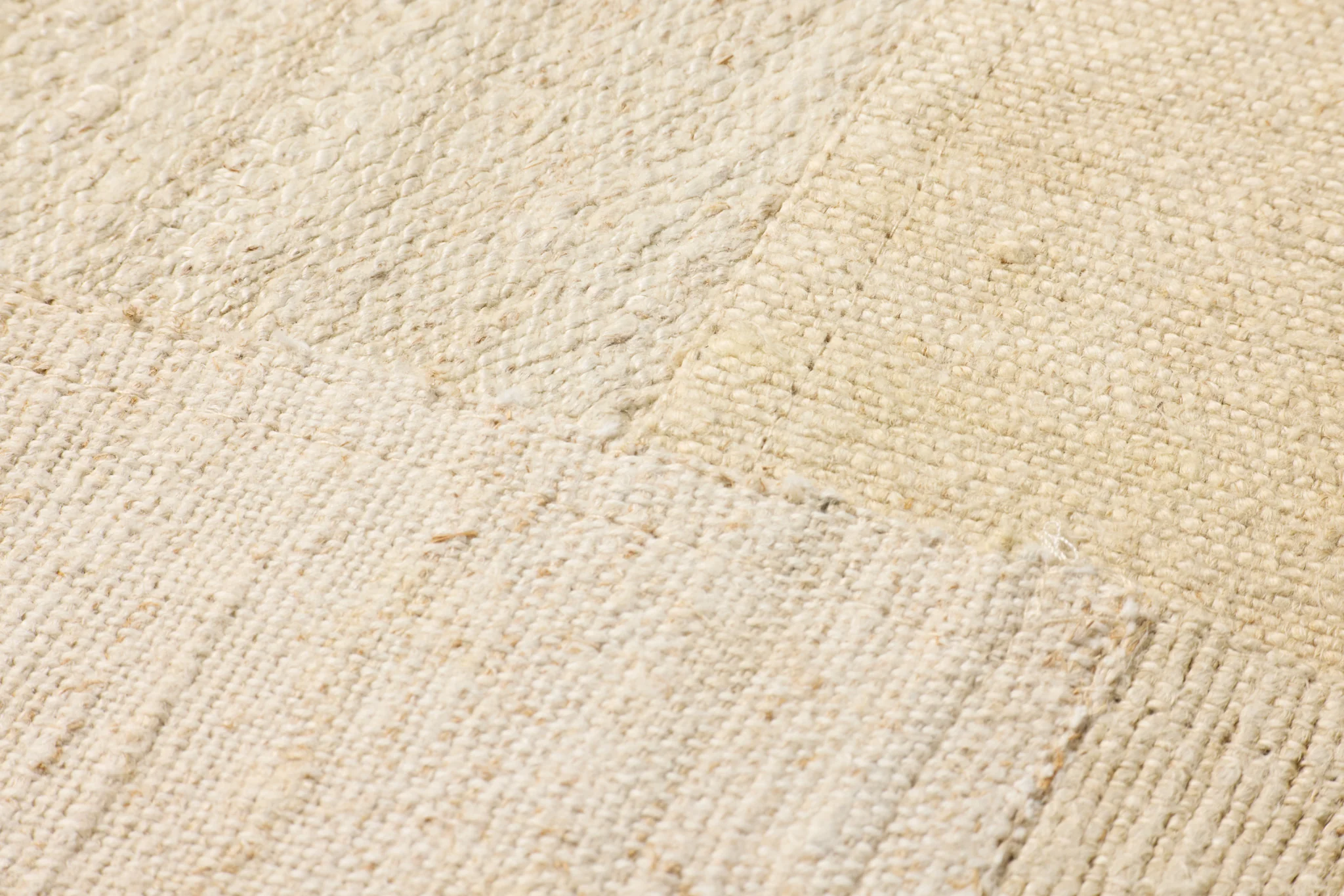 0623710022 - Image 2