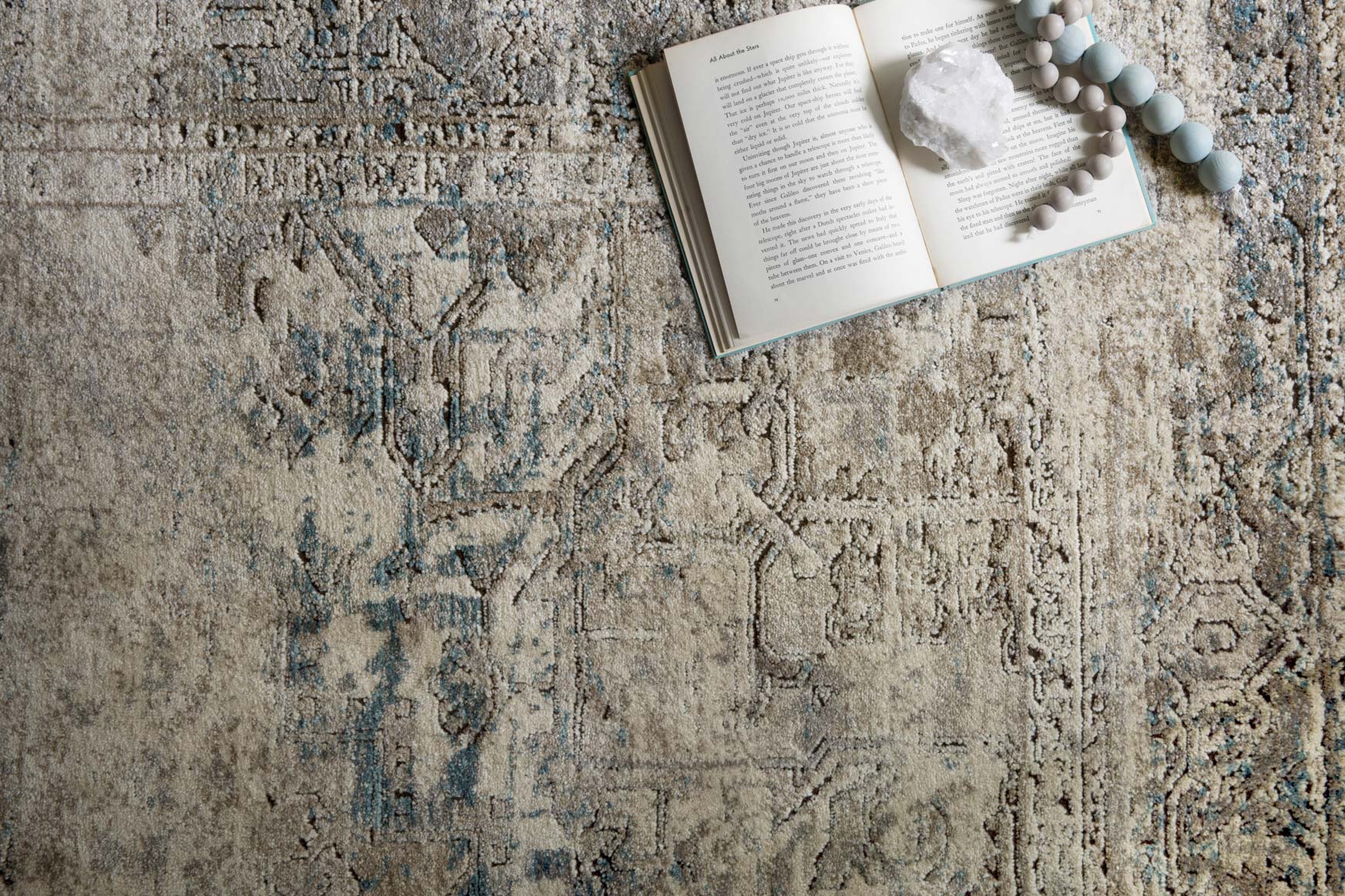 MV-04 TAUPE / IVORY - Image 4
