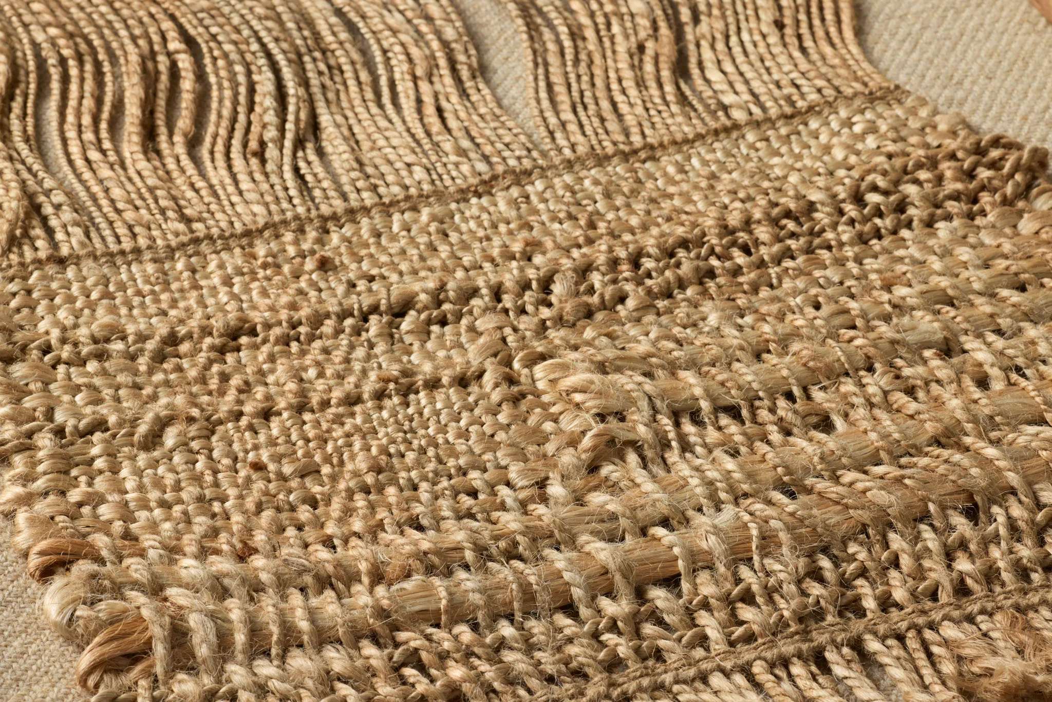 PATAGONIAN WEAVE - Image 4