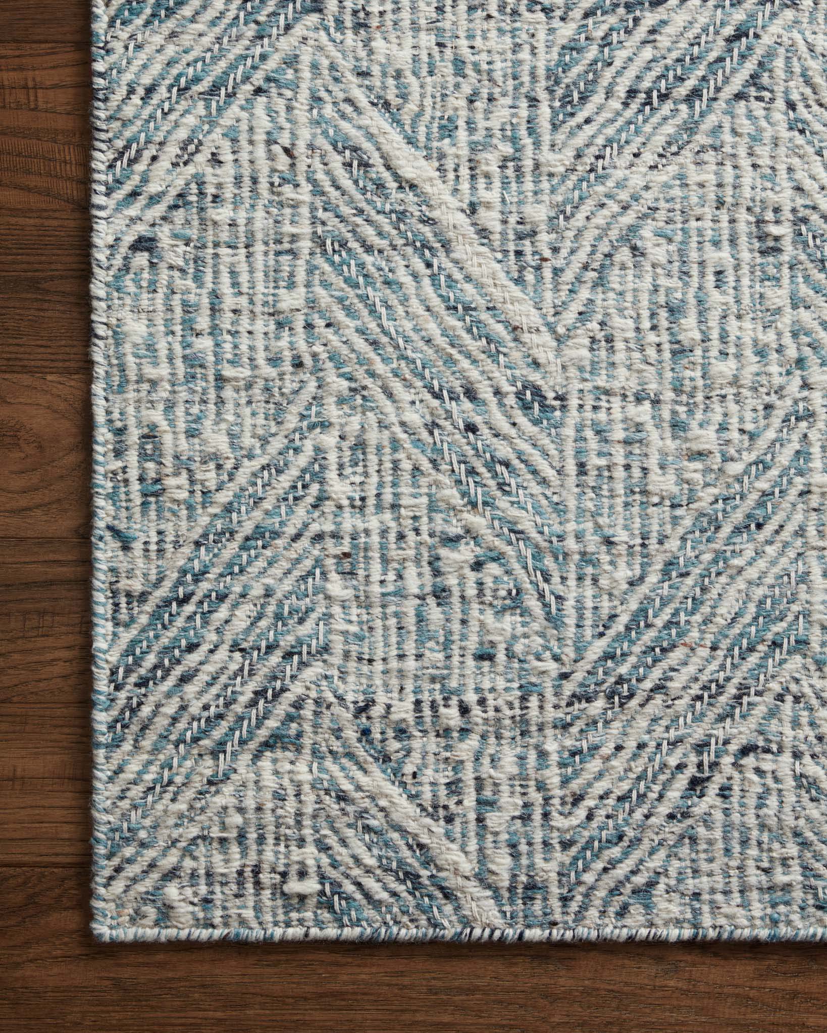 RAV-01 BLUE / IVORY - Image 3